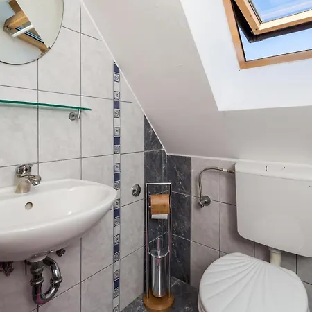 2 Bedroom Beautiful In